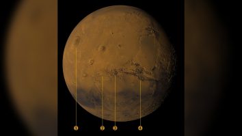Oamenii de știință ar fi localizat un vulcan masiv, mai înalt decât Muntele Everest, pe suprafața planetei Marte