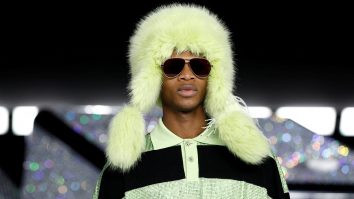 VIDEO. Paris Fashion Week, ziua IV: Off-White revine pe podiumurile pariziene, după un an de pauză