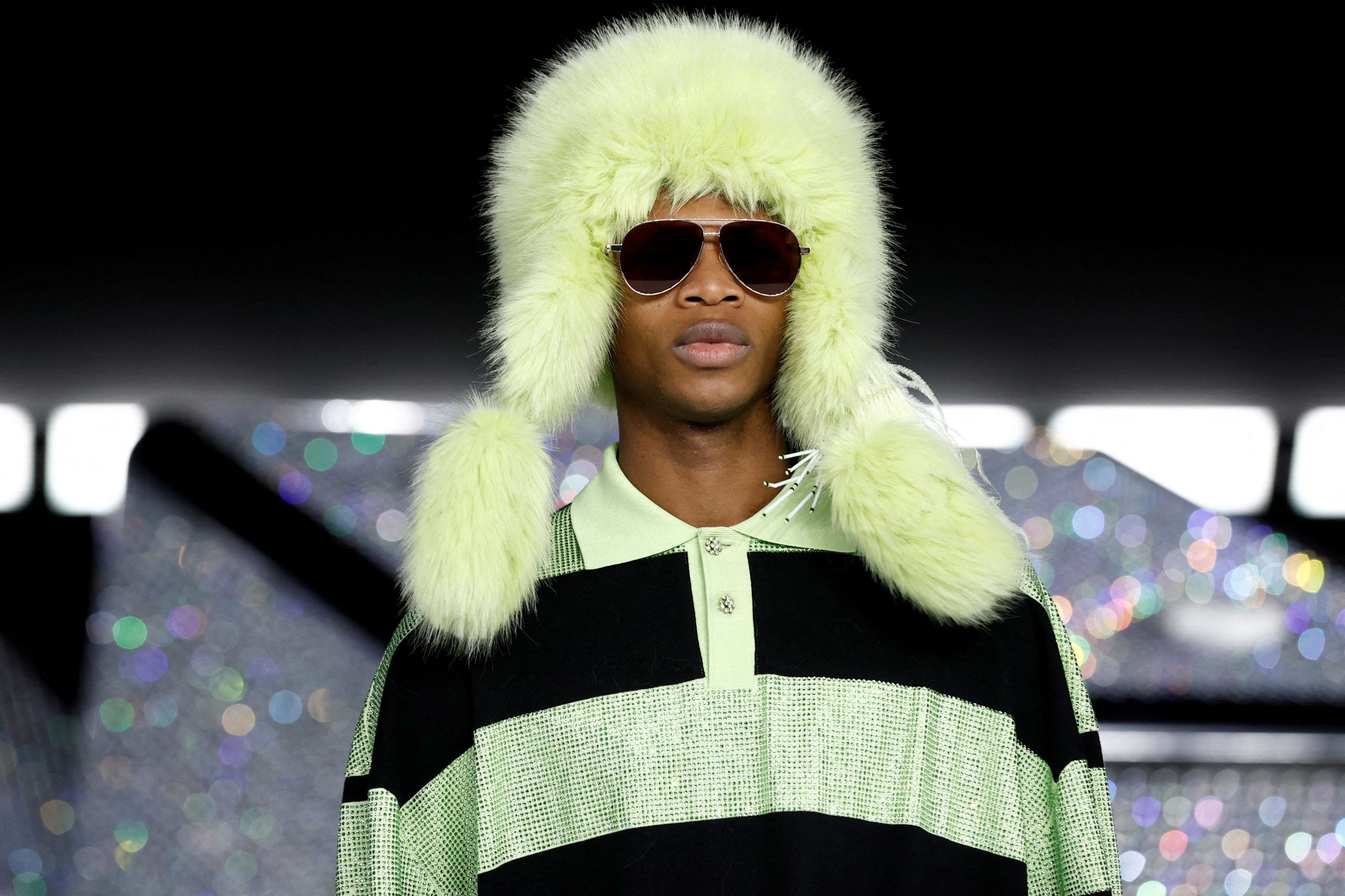 VIDEO. Paris Fashion Week, ziua IV: Off-White revine pe podiumurile pariziene, după un an de pauză
