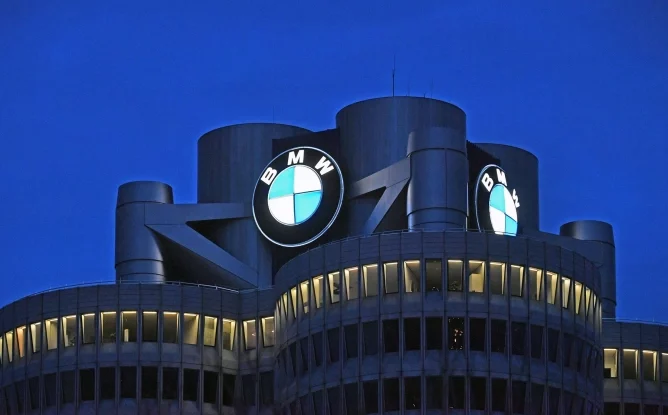BMW merge la Cluj. Concernul german a bătut palma pentru un centru cu mii de angajaţi în IT