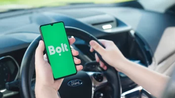 Tu cât de des te plimbi cu Uber-ul sau Bolt? 6 din 10 bucureșteni ar fi foarte afectați dacă ar dispărea transportul alternativ