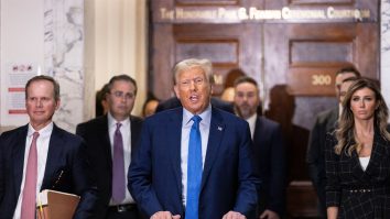 Trump își îndulcește discursul cu privire la NATO, după ce a afirmat că „Rusia poate face ce vrea”: „Dacă voi fi reales, SUA vor apăra NATO 100% dacă statele membre își îndeplinesc obiectivele de apărare”