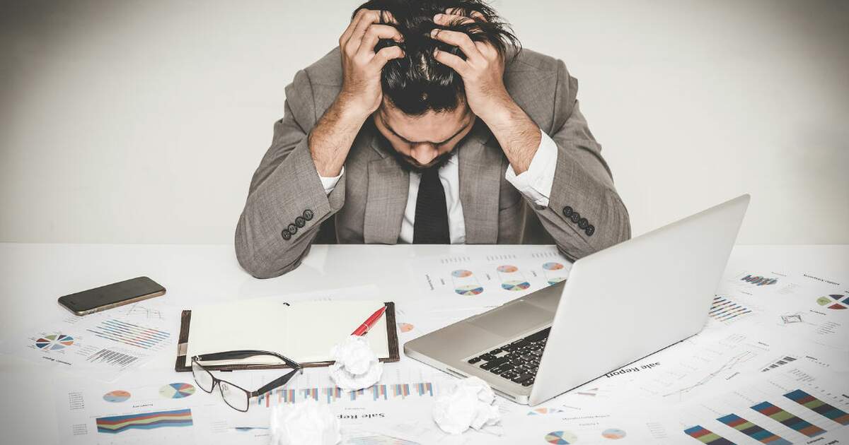 50% dintre angajații români suferă de burnout. Psiholog: „Ca depresia și anxietatea să nu se manifesteze la muncă, avem nevoie de un psiholog clinician”