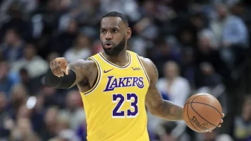 LeBron James a intrat în istorie. Baschetbalistul devine primul jucător din istoria NBA care înscrie 40.000 de puncte în carieră