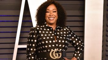 Care este secretul unei zile productive? Shonda Rhimes, creatoarea Grey’s Anatomy, se trezește în fiecare dimineață la ora 5:00