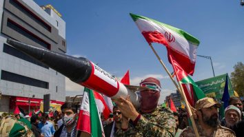 LIVE UPDATE. Va răspunde Iranul la atacul Israelului? Oficialii iranieni spun că au fost folosite drone mici, explozibile / Incendii mari au izbucnit în guvernoratul Babilon, Irak după un atac israelian cu drone