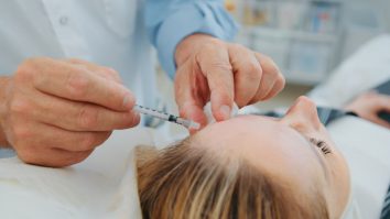 Pe cât de popular, pe atât de periculos: CDC avertizează asupra Botoxului fals, care a dus la mai multe spitalizări în SUA