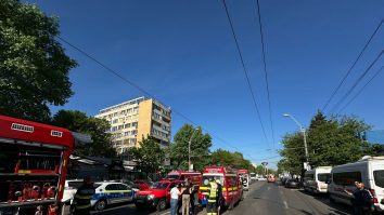 4 oameni au ajuns la spital după un alt incendiu în Capitală, în doar 13 ore. Care este situația