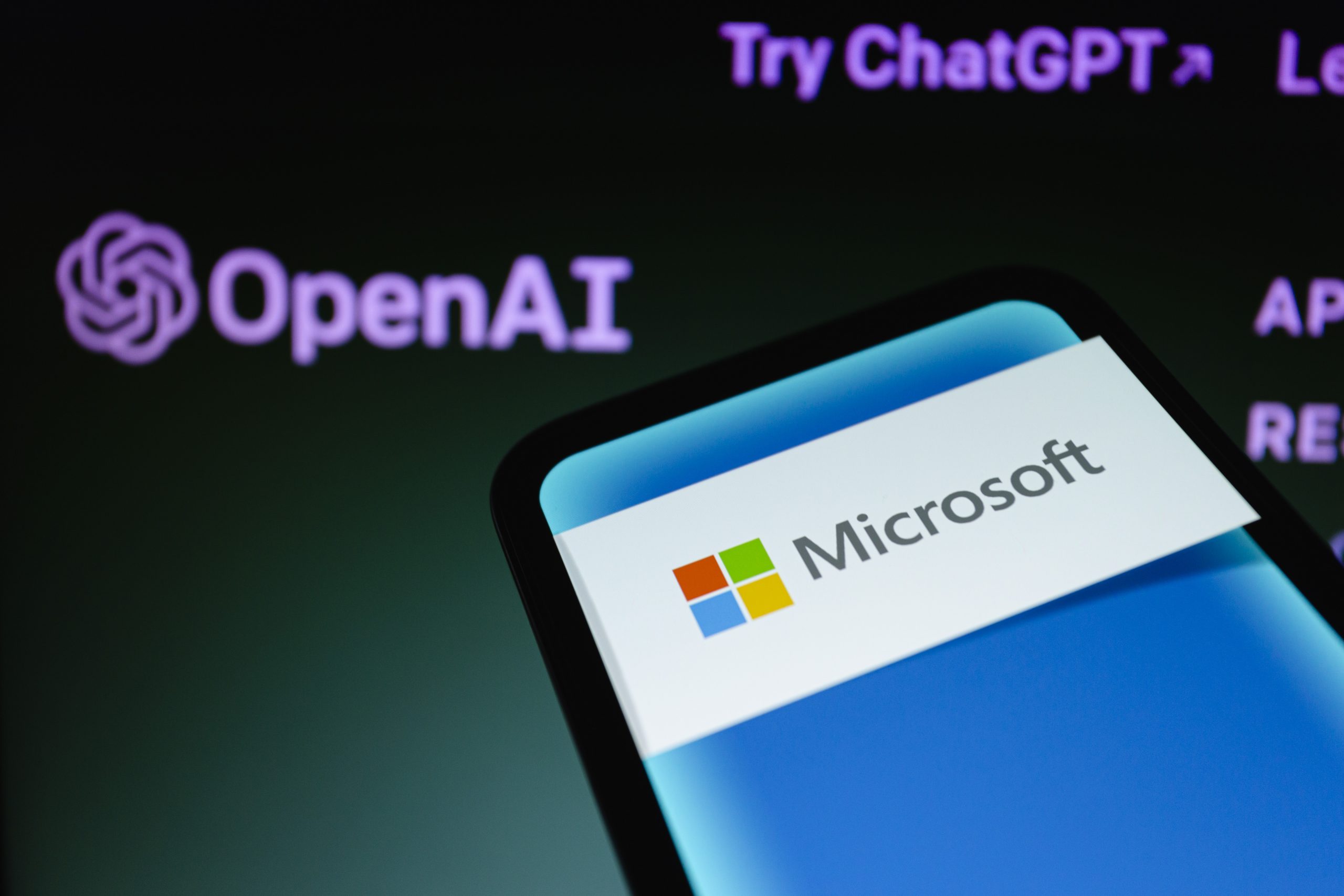 OpenAI și Microsoft se pregătesc să lanseze un proiect gigant