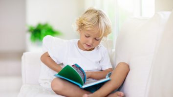 Astăzi sărbătorim Ziua Internațională a Cărților pentru Copii. Iuliana Șoșu: „Dragostea față de carte se dobândește în familie”