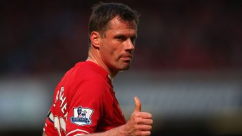 Fotbaliștii spun lucruri trăsnite. Jamie Carragher îi sfătuiește pe jucători să nu aibă copii când sunt tineri ca să nu fie distrași