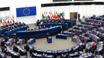 Căsătoriile forțate, adopțiile ilegale și exploatarea mamelor surogat devin eurocrime. Parlamentul European a adoptat directiva împotriva traficului de ființe uman