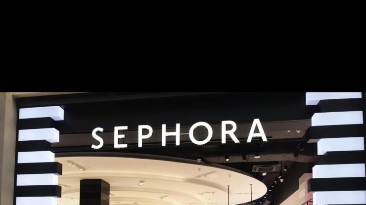 Angajații Sephora se plâng de o schimbare recentă a politicii de muncă. Ce este „Project Shift”?