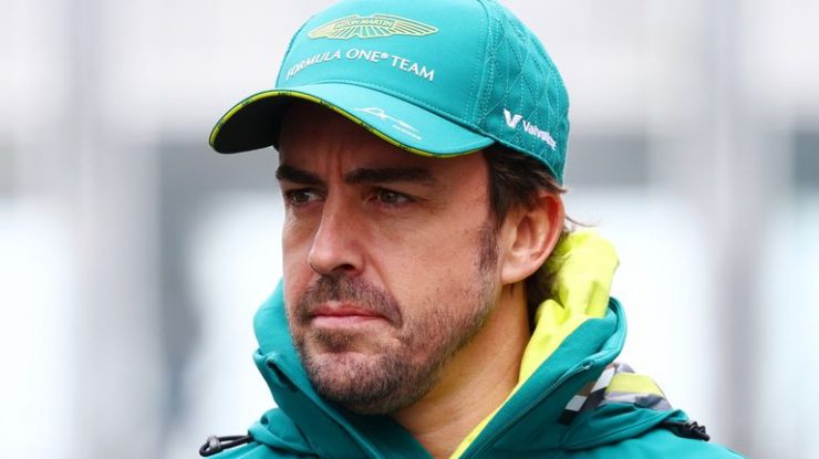 Fernando Alonso a pus capăt speculațiilor care-l dădeau plecat la Red Bull sau Mercedes. Cu cine a semnat contract