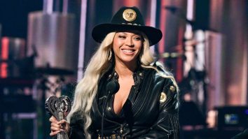 Beyoncé scrie istorie. Artista devine prima femeie de culoare care ajunge pe locul 1 în topul Billboard al albumelor country