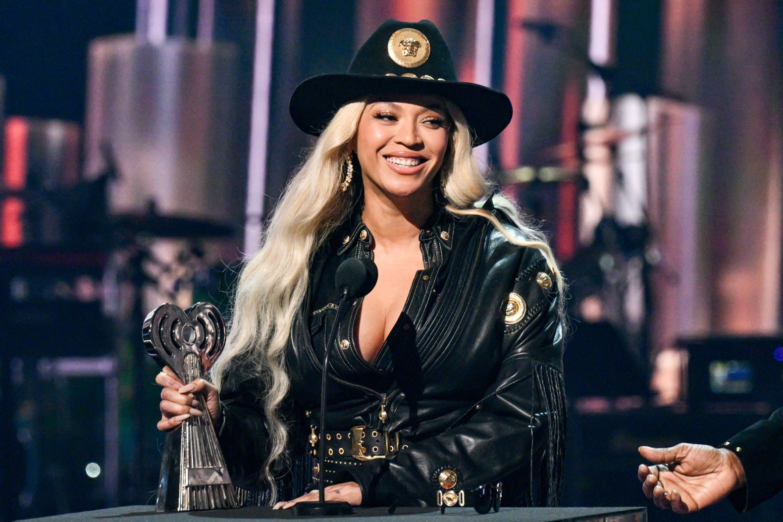 Beyoncé scrie istorie. Artista devine prima femeie de culoare care ajunge pe locul 1 în topul Billboard al albumelor country