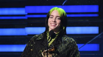 200 de artiști din industria muzicală au semnat o petiție împotriva Inteligenței Artificiale. Billie Eilish, Stevie Wonder și Elvis Costello, printre semnatari