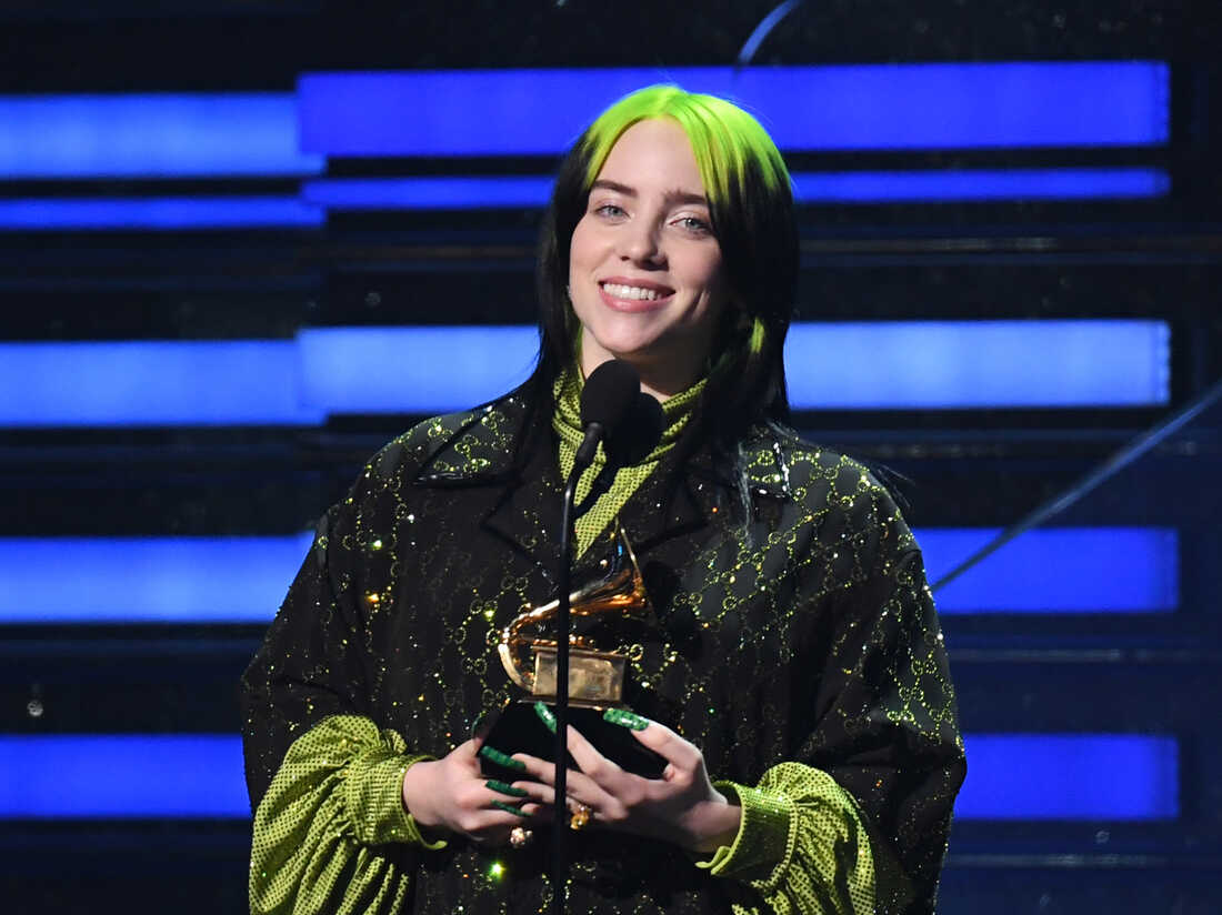 200 de artiști din industria muzicală au semnat o petiție împotriva Inteligenței Artificiale. Billie Eilish, Stevie Wonder și Elvis Costello, printre semnatari