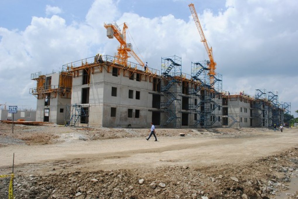 În București, dezvoltatorii imobiliari ridică locuințe noi, dar nu au în vedere și crearea școlilor. Cum poate fi rezolvată problema