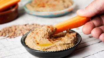 Sondaj: 39% din românii care țin post la oraș sunt credincioși. Ce ai voie în post și ce nu