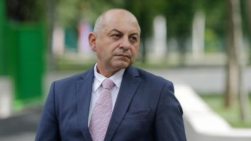 Cătălin Cîrstoiu spune că mandatul său „e pe masa coaliției” și că dacă va pierde sprijinul celor două partide, se va retrage din cursă