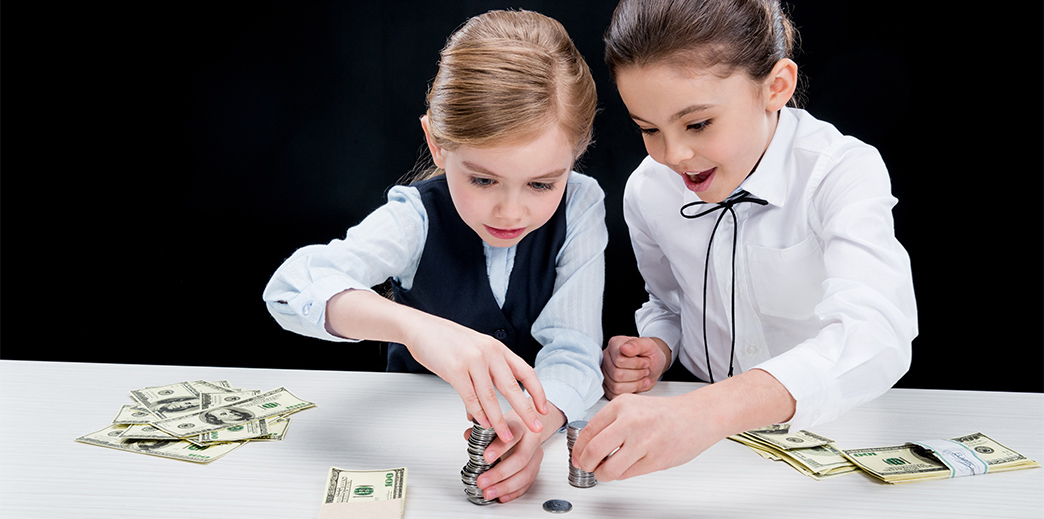 Tu cum îți educi financiar copilul? Adrian Mitroi: „Cea mai simplă formulă este cea de relaționare a succesului cu recompensa”