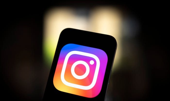 Zuckerberg îți aduce noi funcții pe Instagram. Cu ajutorul unui tool A.I. vei putea edita un video doar prin text