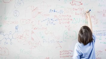 IQ-ul tinerilor stagnează încă din anul 2000. Care sunt cauzele