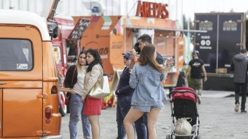 Street Food Festival te așteaptă în acest weekend pe bulevardul Kiseleff din București. Ce preparate ți-au pregătit bucătarii