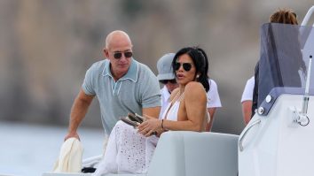 FOTO. Jeff Bezos e fan Lana Del Ray. CEO-ul Amazon a fost fotografiat la Coachella