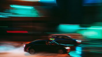 STUDIU. Bărbații cărora le plac mașinile zgomotoase au o personalitate mai sadică