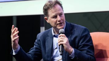 Inteligența Artificială ajută Meta în combaterea dezinformării la alegeri. Sir Nick Clegg: „A.I. e o sabie și un scut”