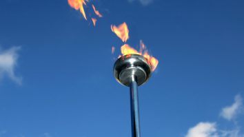 Flacăra Olimpică a plecat spre Paris. UNESCO anunță că traseul traversează 30 de situri clasate în patrimoniul umanității