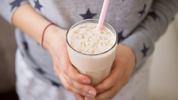 Ce este oatzempic? Cea mai nouă tendință de pe TikTok susține că băutura de ovăz poate duce la pierderea în greutate
