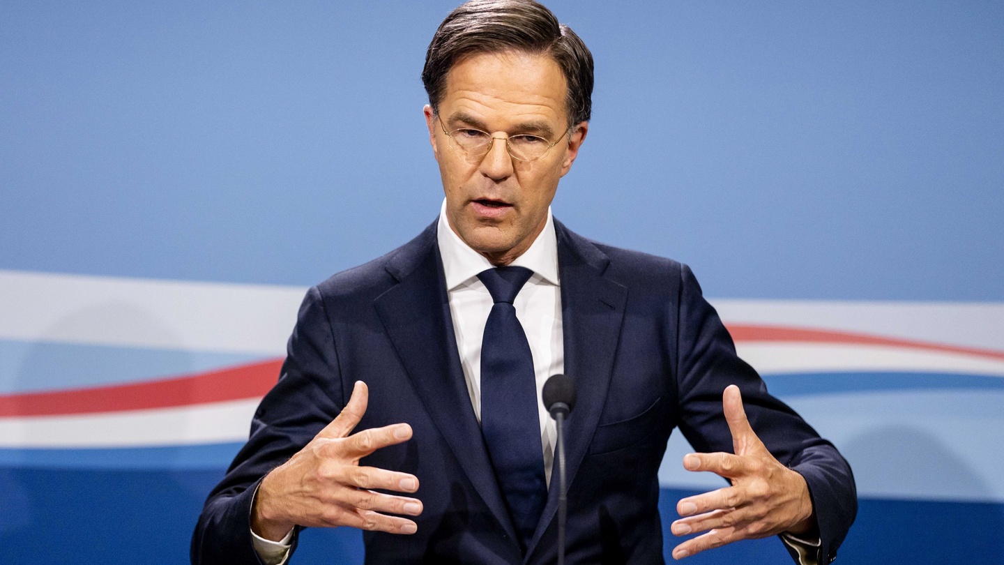 Secretarul general al NATO, Mark Rutte, a îndemnat comunitatea internațională „să nu-și mai facă griji cu privire la o președinție Trump”