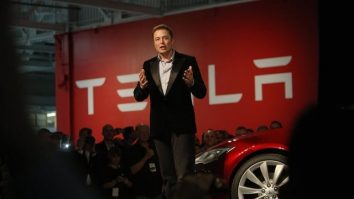 Acțiunile Tesla au crescut după anunțul lui Musk privind lansarea mult așteptatului „Robotaxi”. Ce știm despre noul vehicul