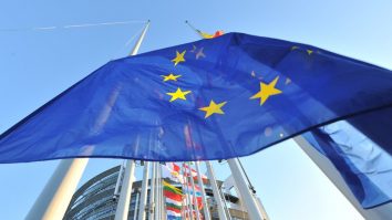 Parlamentul European adoptă reforma pieței energiei electrice din UE. Silviu Gurlui: „Se dorește o protecție sporită a consumatorilor”