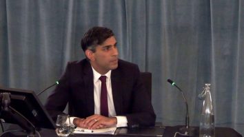 Marea Britanie plătește despăgubiri pentru victimele infectate cu HIV și hepatită C. Cum s-a întâmplat catastrofa medicală