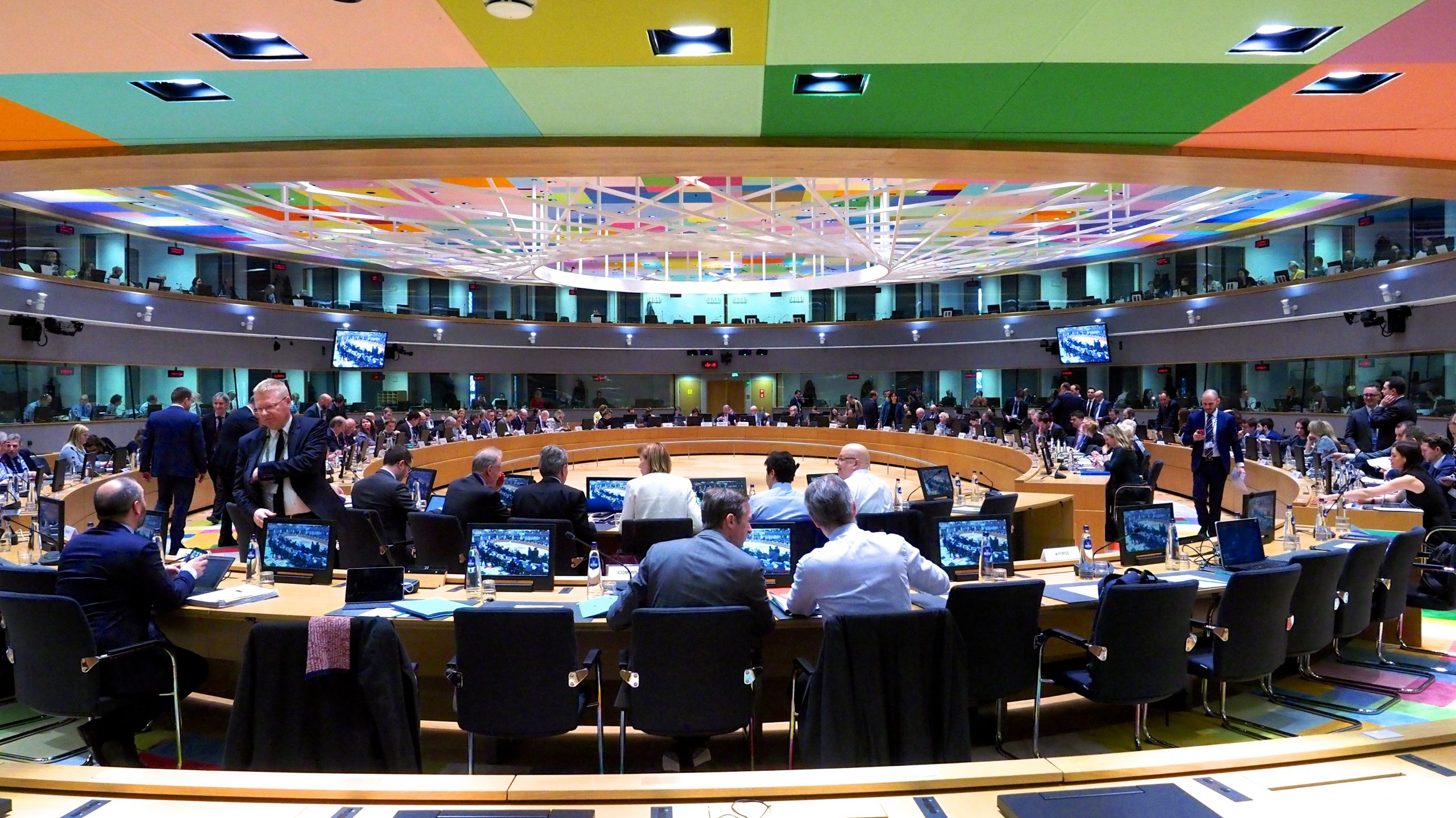 Uniunea Europeană adoptă pactul pe migrație. Ce implică reforma adoptată de Consiliul UE și când va intra în vigoare