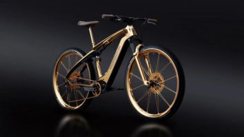 Cum arată bicicleta electrică Porsche placată cu aur de 18k