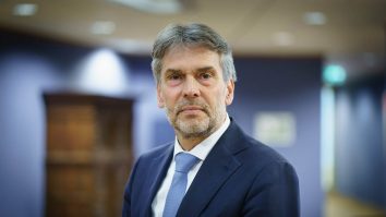 Fostul șef al Serviciilor de Informații va deveni Premier olandez în cadrul unui „cabinet de afaceri”. Cine este Dick Schoof