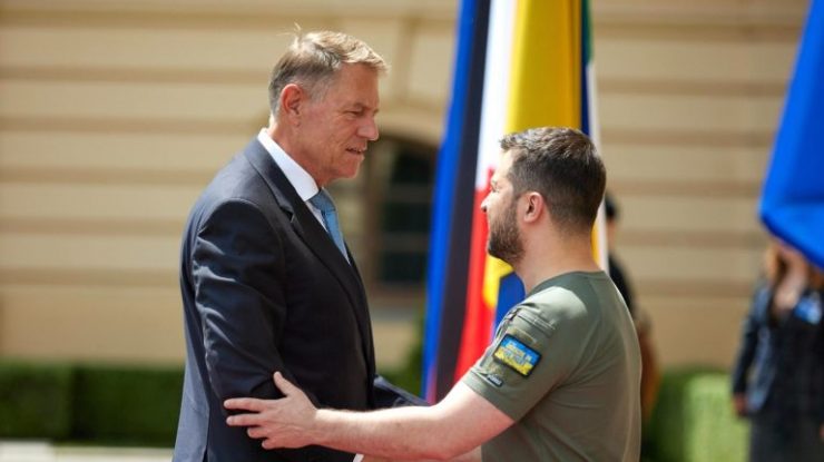 Iohannis a discutat la telefon cu Zelenski. România susține soluţia de pace propusă de Ucraina
