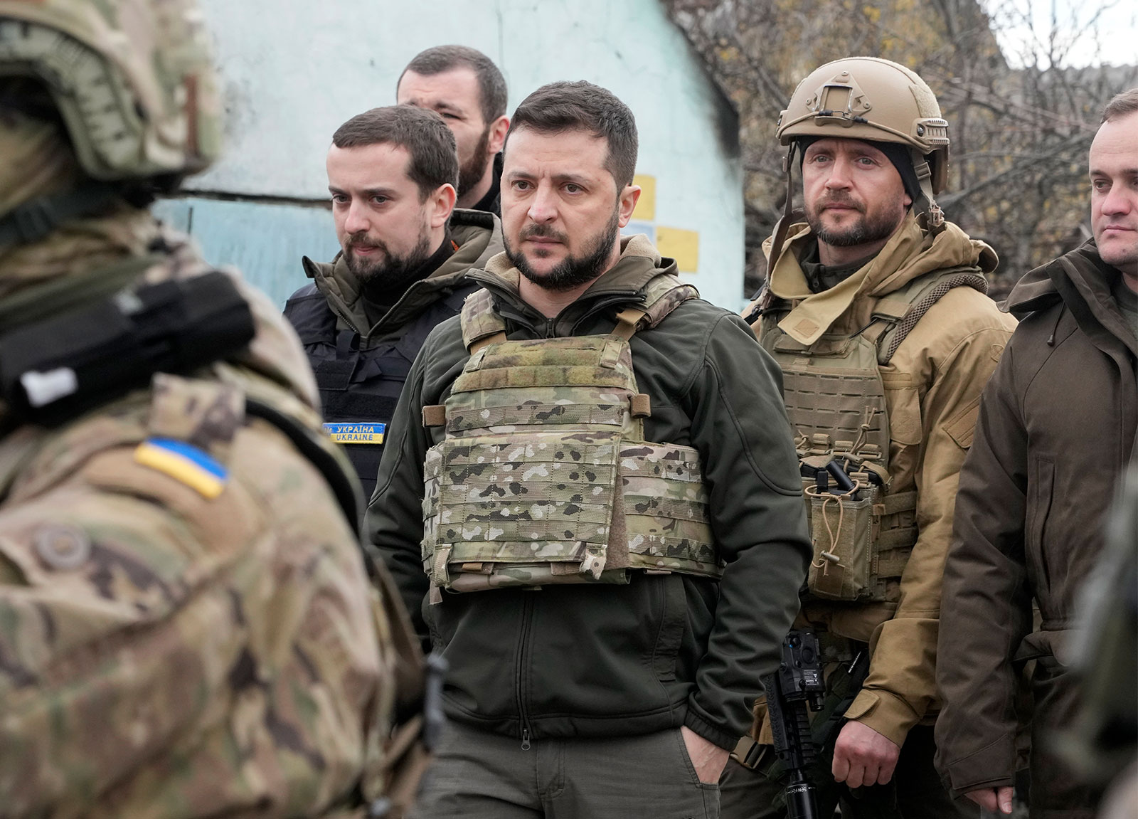 Zelenski a vizitat regiunea Harkov. Cât de afectat e orașul de ofensiva rusă