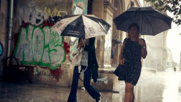 Știi de vreme? Maximele ajung la 28°C, dar ai parte de ploi de vară în toate regiunile