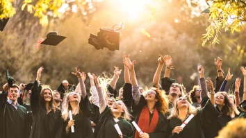 România este pe ultimul loc în UE la cel mai mic număr de studenți. Doar 23% dintre cetățeni sunt absolvenți de studii superioare