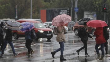 Știi de vreme? ANM emite ploi în toată țara. Ce temperaturi te așteaptă la final de săptămână