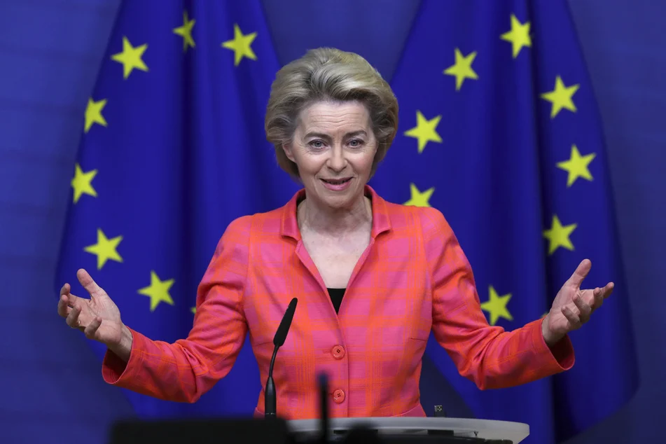 Ursula von der Leyen este favorită în cursa pentru un nou mandat la C.E. Cine îi amenință realegerea