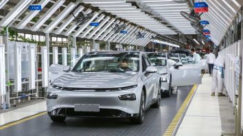 Biden crește taxele pentru E.V.-urile fabricate în China. Răspunsul Beijingului