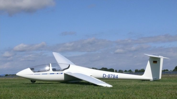 Un incident aviatic grav cu o aeronavă civilă a avut loc la Buzău. Aceasta a fost închiriată de MApN