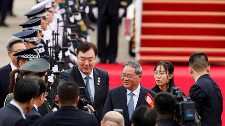 Liderii din China și Japonia sosesc în Coreea de Sud pentru prima lor întâlnire trilaterală după 2019. Care sunt principalele subiecte de discuție